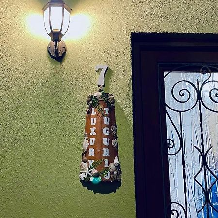 アルマ・ディ・タッジャ Luxury Tugurioヴィラ エクステリア 写真